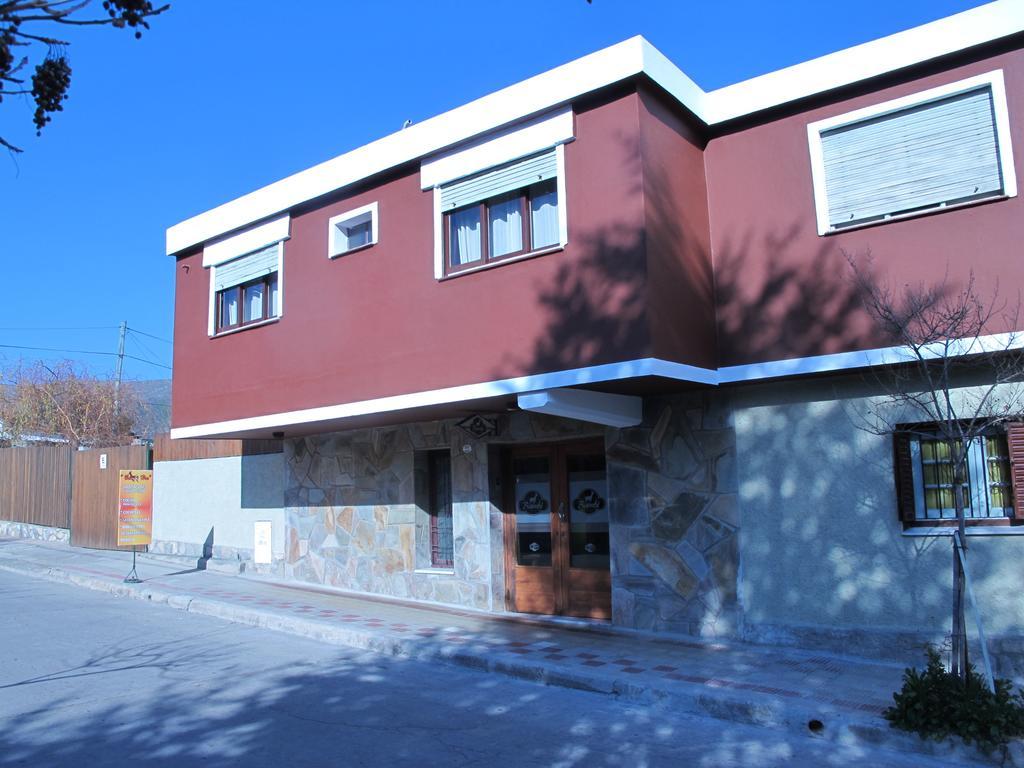 Bambi Hotel La Falda Ngoại thất bức ảnh